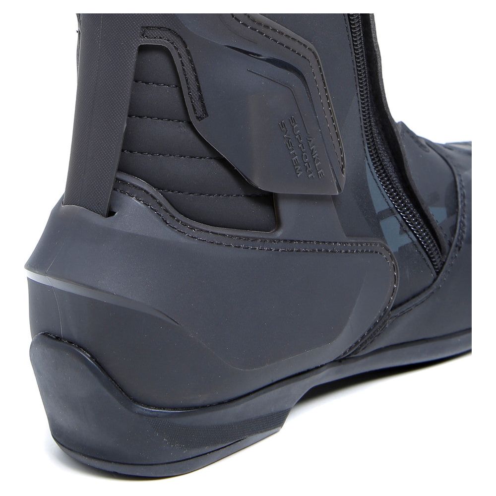 TCX S-TR1 Boots Black